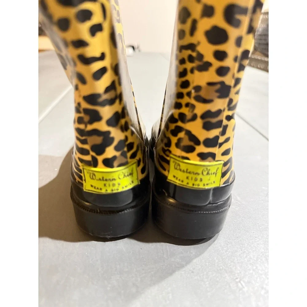 Vintage Western Chief Kids Leopard Print Rain Boots Yellow Pull Handles Size 9